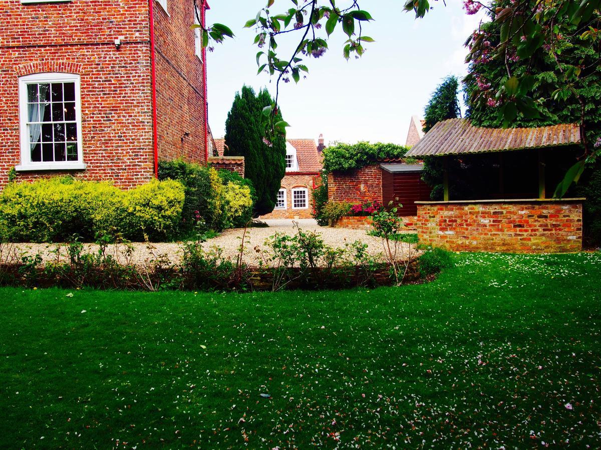 Wrangham House Hotel Hunmanby Buitenkant foto